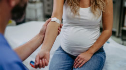 O Bitmeyen Yorgunluğun Gizli Sorumlusu: Hamilelikte Kansızlık (Anemi) Rehberi